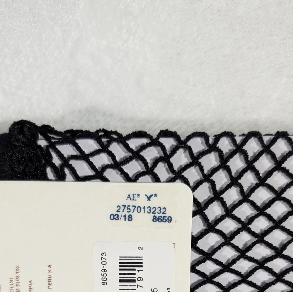❤️ Fishnet Quarter Length Socks